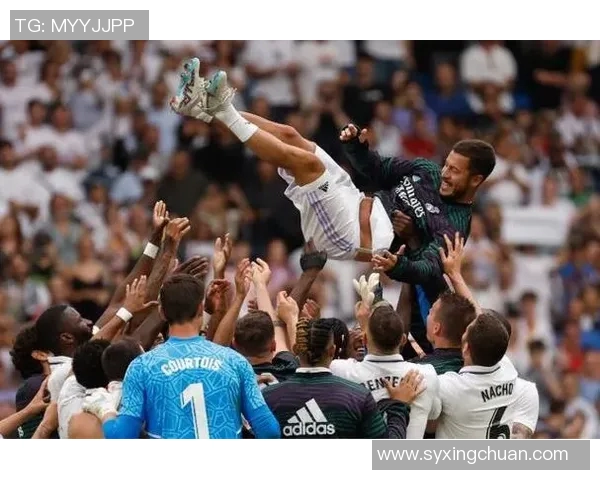 足球明星告别瞬间回顾与感动图片大全集锦