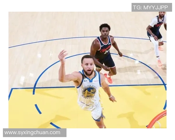 勇士与快船对决精彩回顾全场高光时刻解说分析