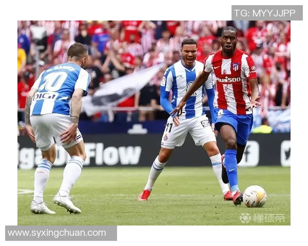 孔多比亚与施耐德林的对决分析与战术比较探讨